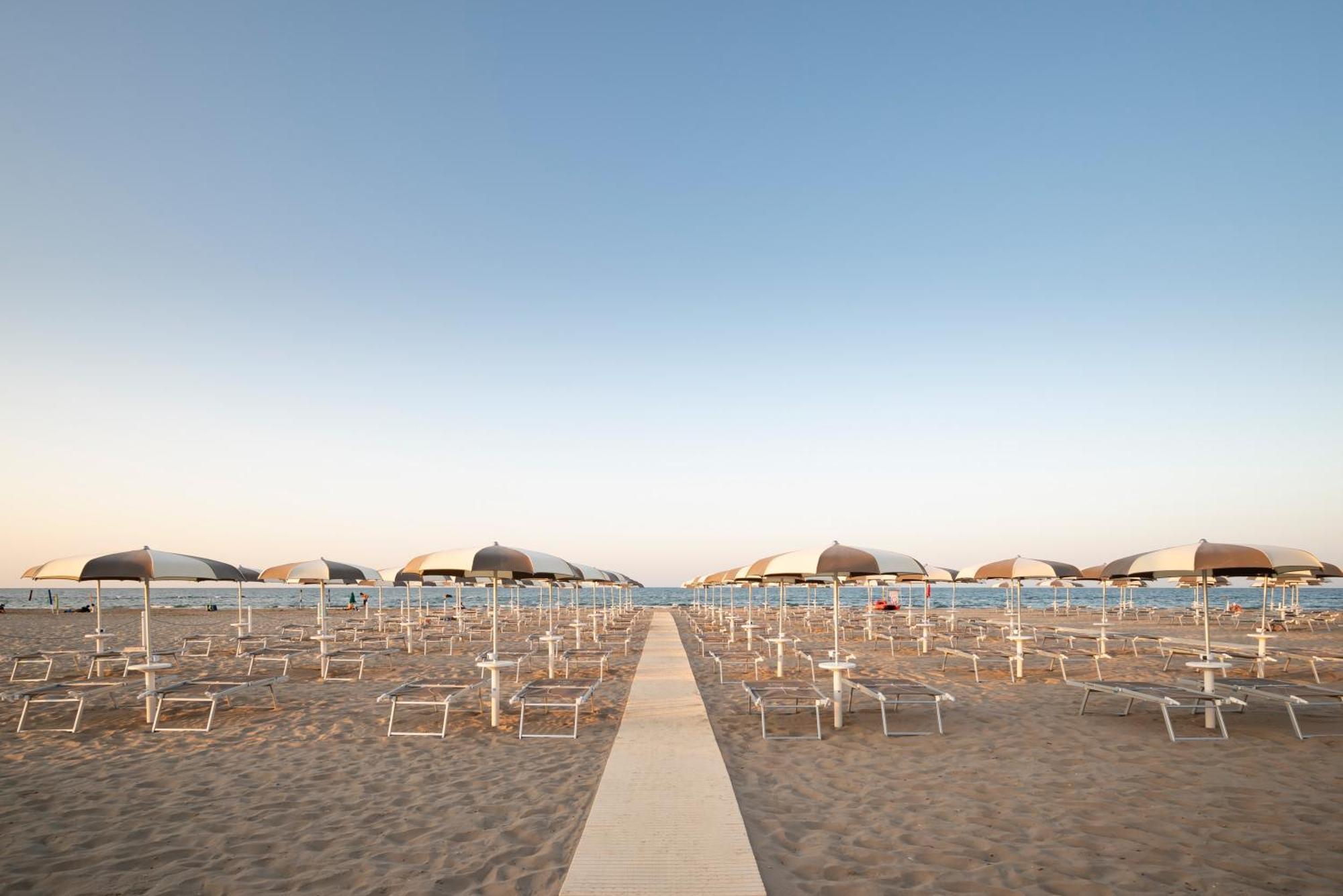 Hotel Playa Suite Fano Eksteriør billede